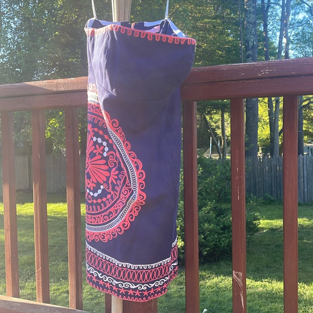 Lilly Pulitzer Bowen Strapless Embroidered Mandala Print Dress Size 2 EUC-Preppy